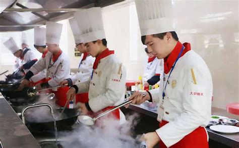 厦门餐饮酒店各大总厨招聘信息