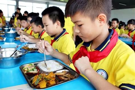 郫县餐饮食堂承包招聘最新信息